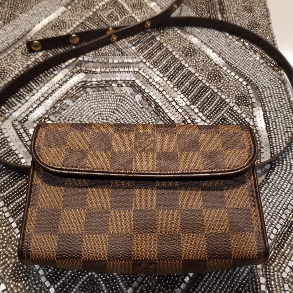 LOUIS VUITTON BELT BAG